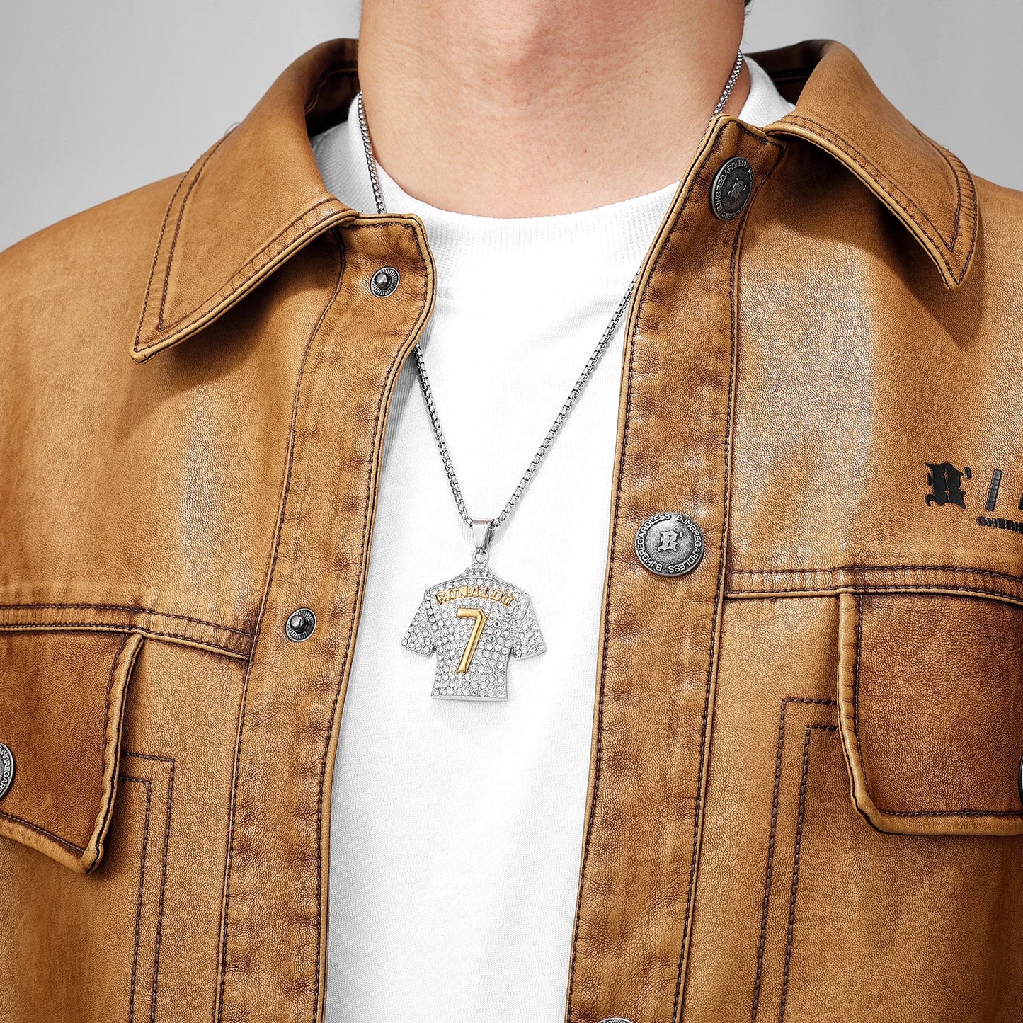 Collier Ronaldo Homme | Pendentif Maillot N°7 Strass Doré Acier Inoxydable | Cadeau Fan CR7 Coupe du Monde