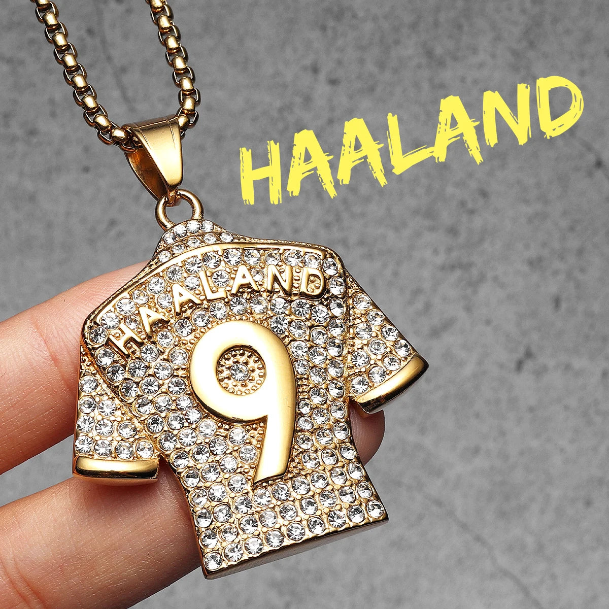 Collier Haaland Homme | Pendentif Maillot N°9 Strass Doré Acier Inoxydable | Cadeau Fan Erling Haaland Coupe du Monde