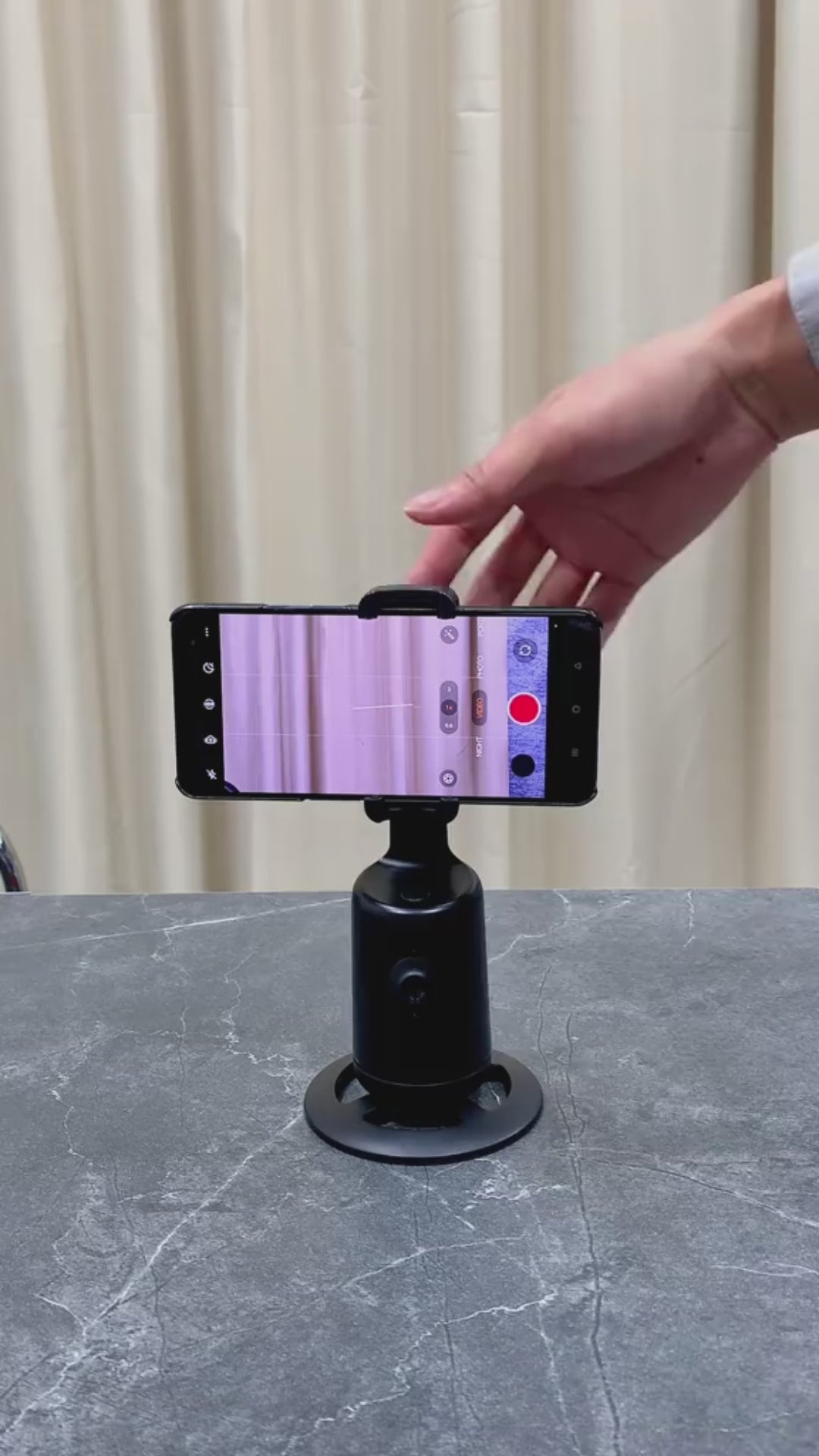 Stabilisateur intelligent 360° avec suivi automatique du visage AI – support smartphone pour vlog, vidéo et live streaming avec trépied